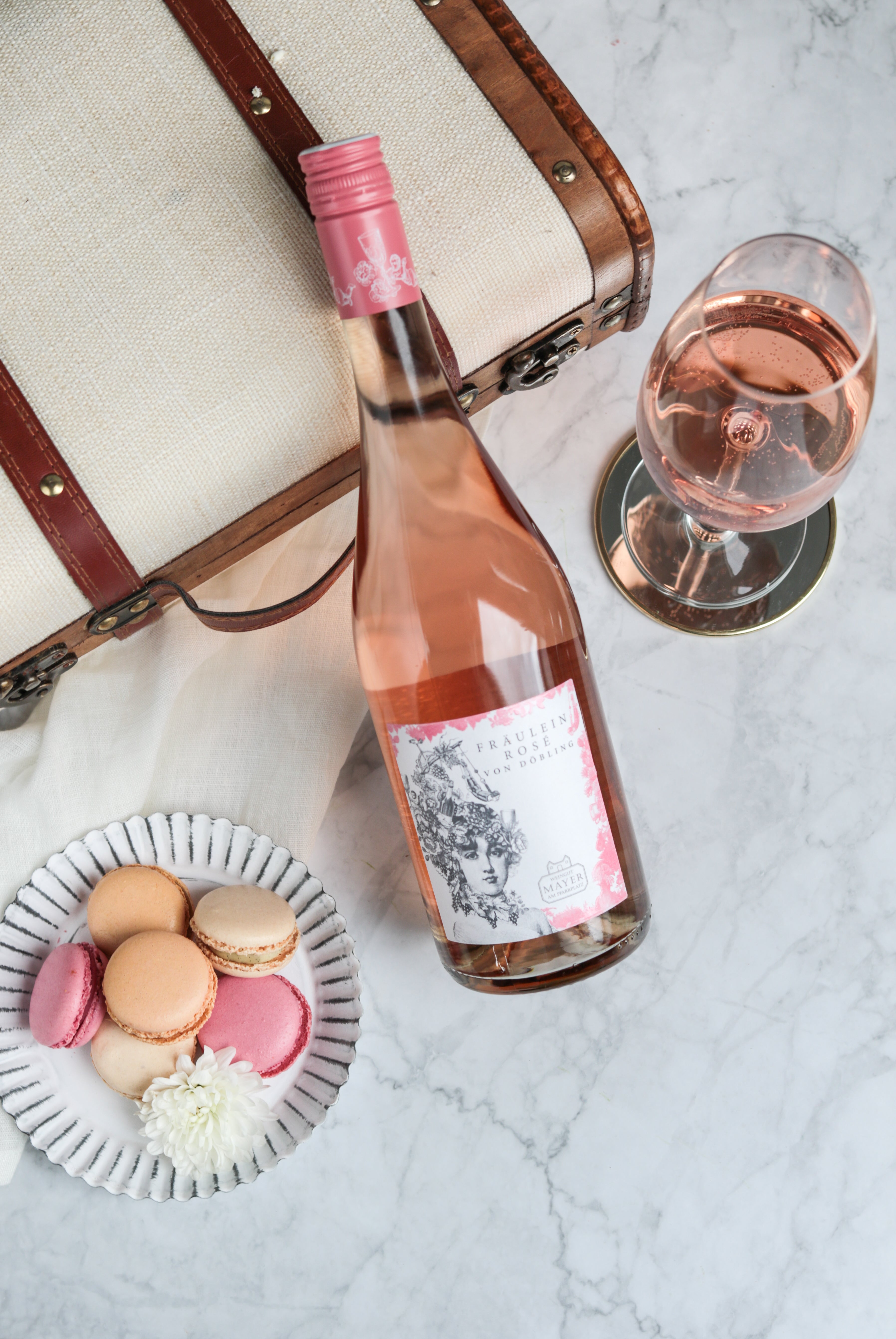 Rose Wine Fraulein -Mayer AM Pfarrplatz