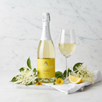 Eitzinger Sparkling Muskateller Lifestyle